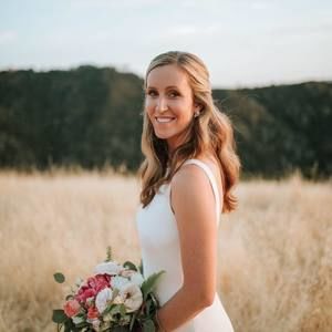 Meet your Posher, Caitlin